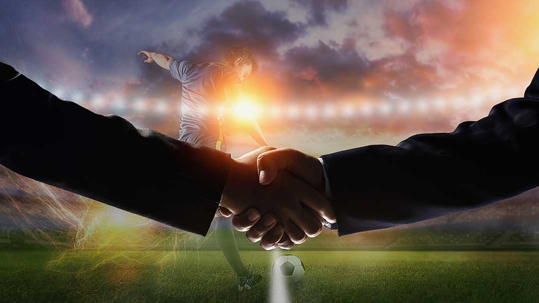 Lire la suite à propos de l’article Sport Business Solutions et Plus que PRO : un partenariat qui a du punch